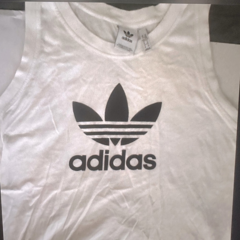 Adidas tank top size large